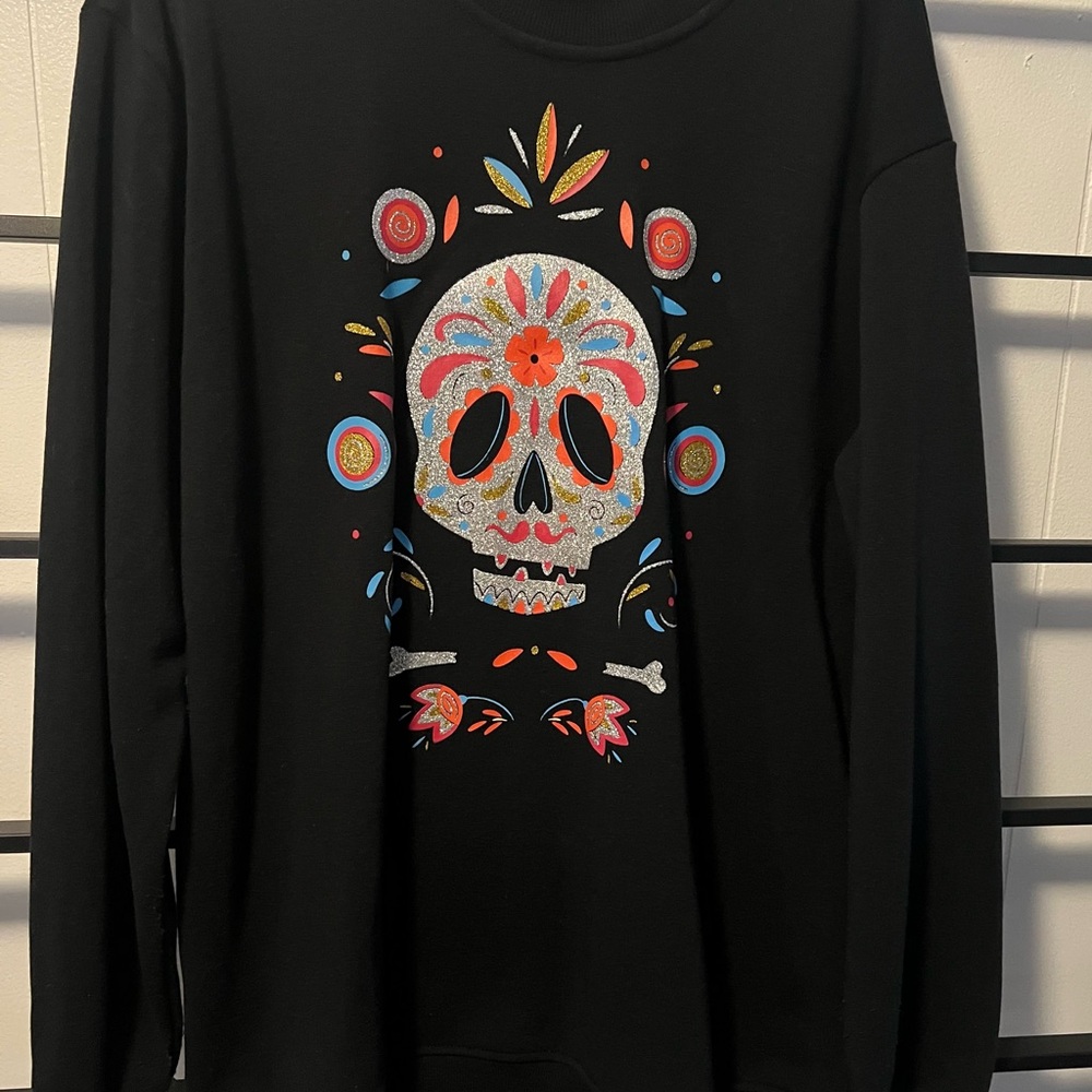 NWOT Women's better/together Size L,Oversized Sweatshirt, SUGAR SKULL DESIGN, B7